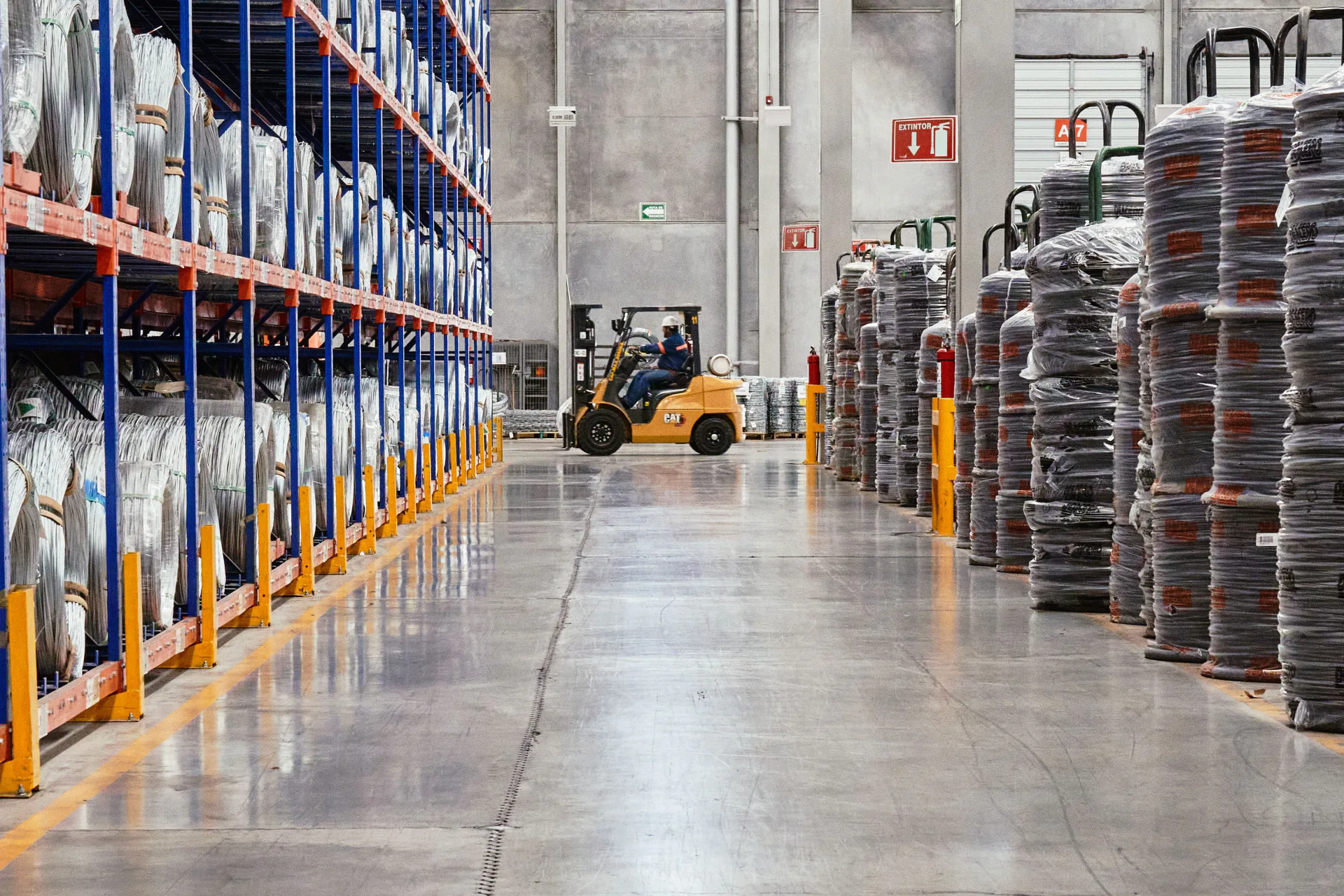 Continuous vs single-entry customs bond: which one you need