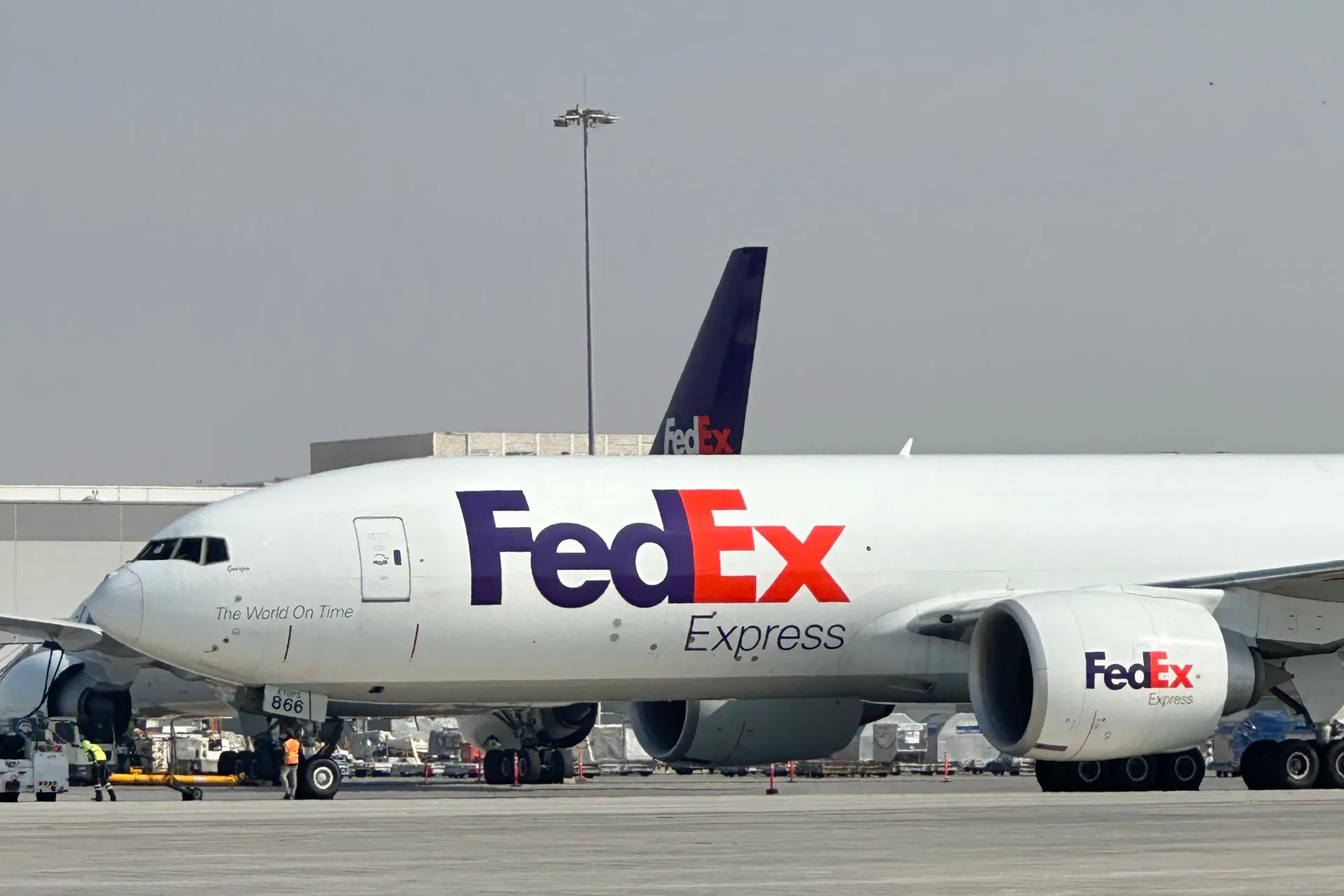 How to choose a freight forwarder for importing into the US